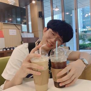 장우석